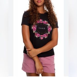 VANS Coronet Floral Tee in Black pink Women small 100 cotton 
Short boxy style